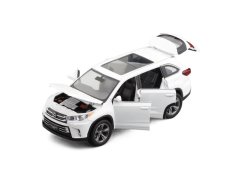 Toyota Highlander metallimallin leluakun valot ääni 1:32 Valkoinen