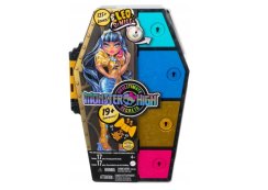 Mattel Monster High Cleo De Nile -nukke ja -kaappi