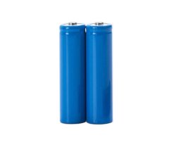 2 potenti Batterie ricaricabili DOUBLEPOW 3000 mAh 3.7V Li-ion, carica 1500x
