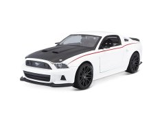 Maisto Ford Mustang Street Racer метален модел играчка батерия светлини звук 1:24 Бяло