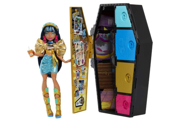 Mattel Monster High Cleo De Nile docka och skåp