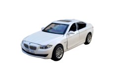 BMW 5 kovinski model igrače luči baterije zvok 1:32 Bela