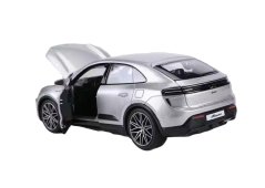 Burago Porsche Macan Turbo Electric Метален модел играчка 1:24 Сребро